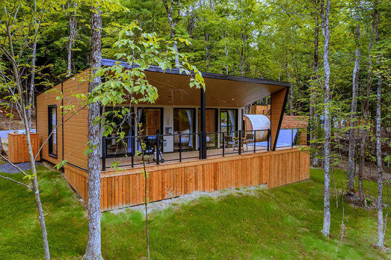 USHUAIA CHALET chalet rental Tremblant