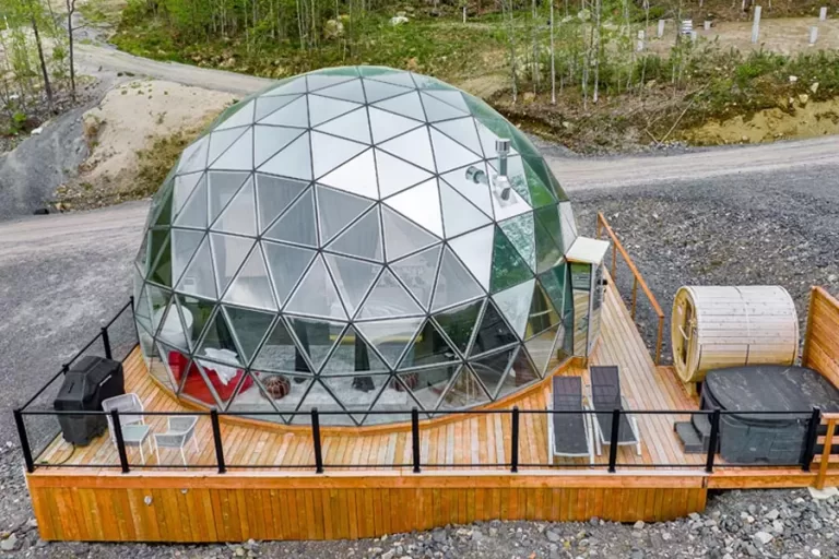 GLASS DOME luxury dome rental