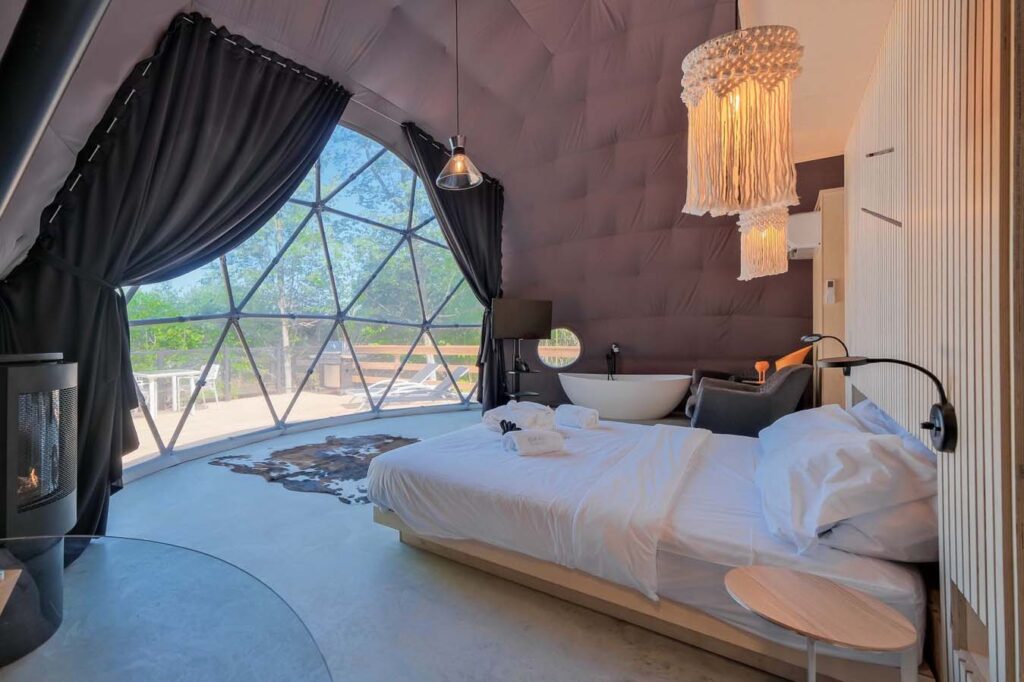 dome hotel Tremblant