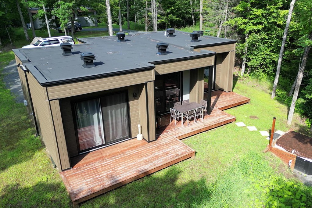 cottage to rent in Mont Tremblant