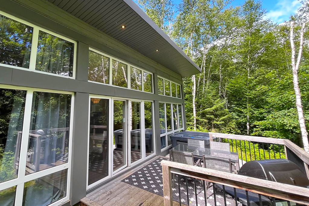 Letoile chalet rental exterior