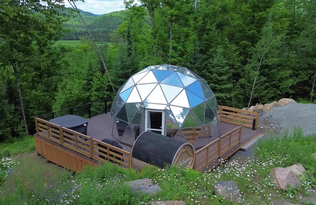 glamping hotel in mont tremblant